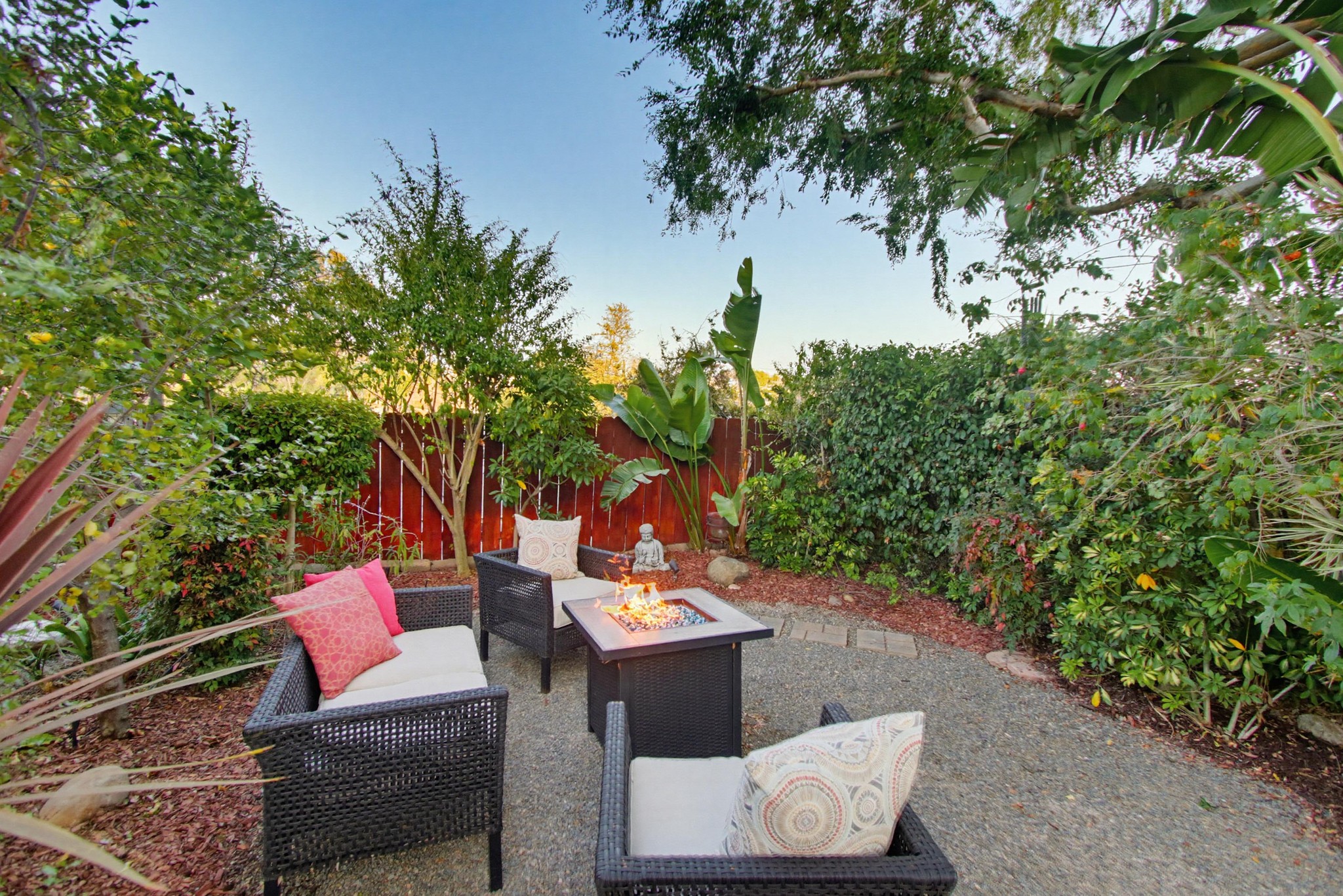 Virtual tour photo 82 of 83 for 9279 Manor Dr