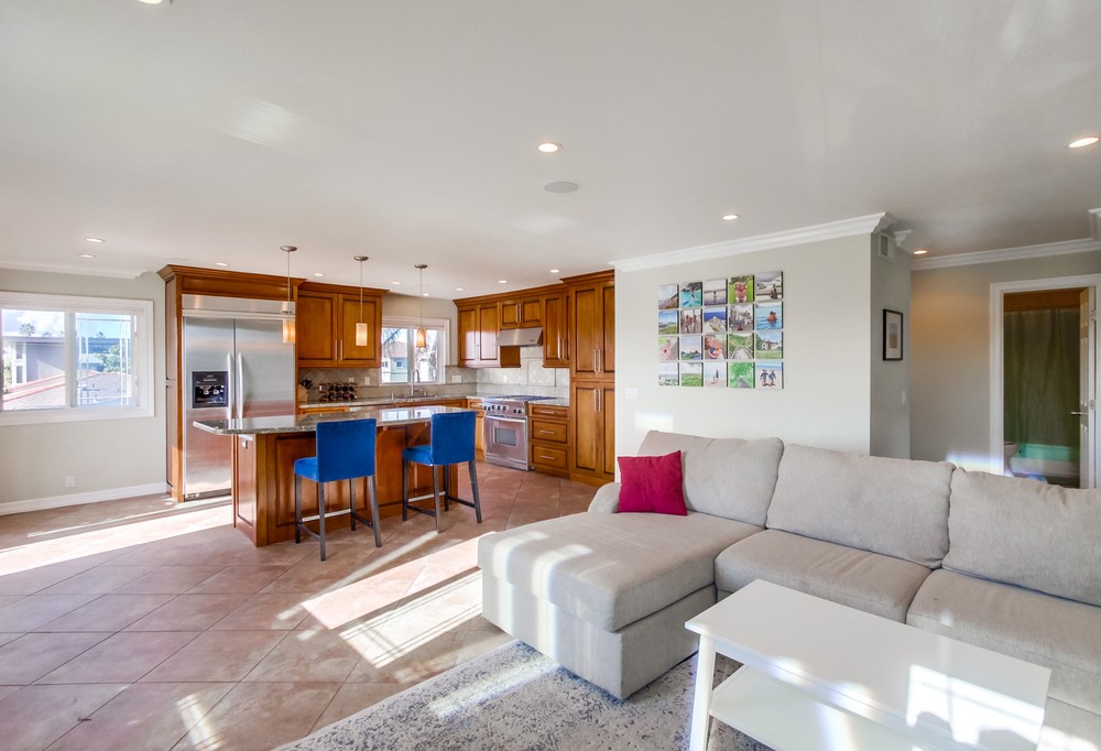 Virtual tour photo 12 of 39 for 928 Diamond St
