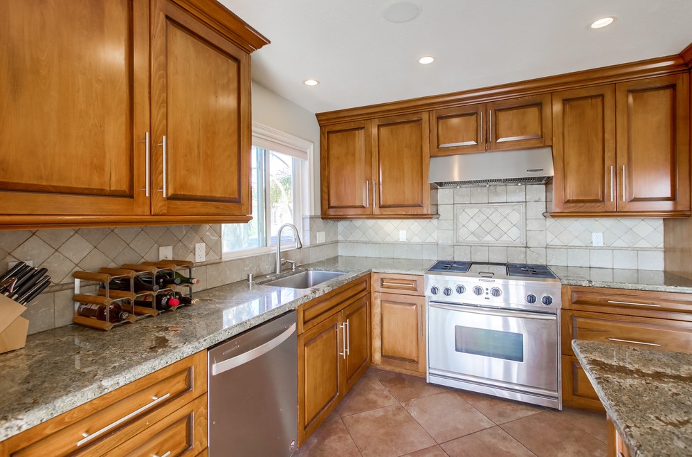 Virtual tour photo 18 of 39 for 928 Diamond St