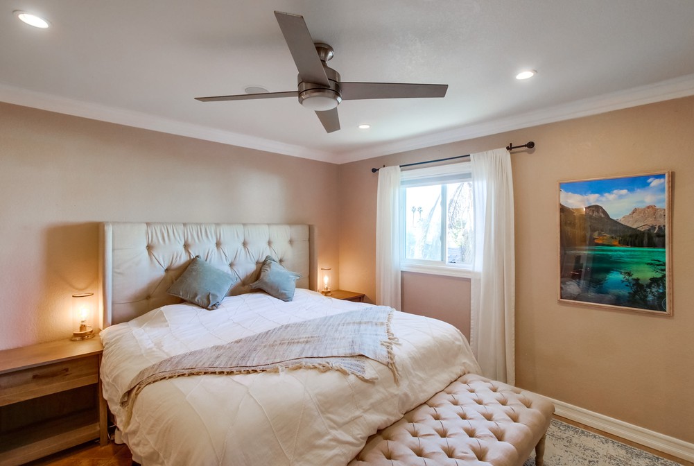 Virtual tour photo 22 of 39 for 928 Diamond St