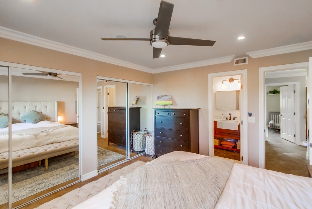 Virtual tour photo 23 of 39 for 928 Diamond St