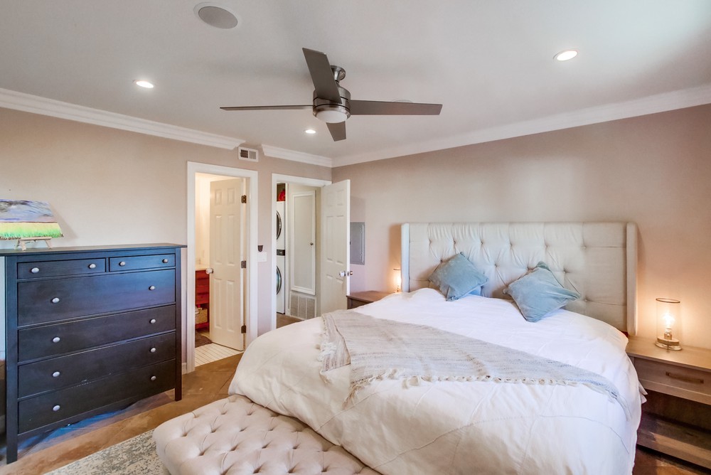 Virtual tour photo 24 of 39 for 928 Diamond St