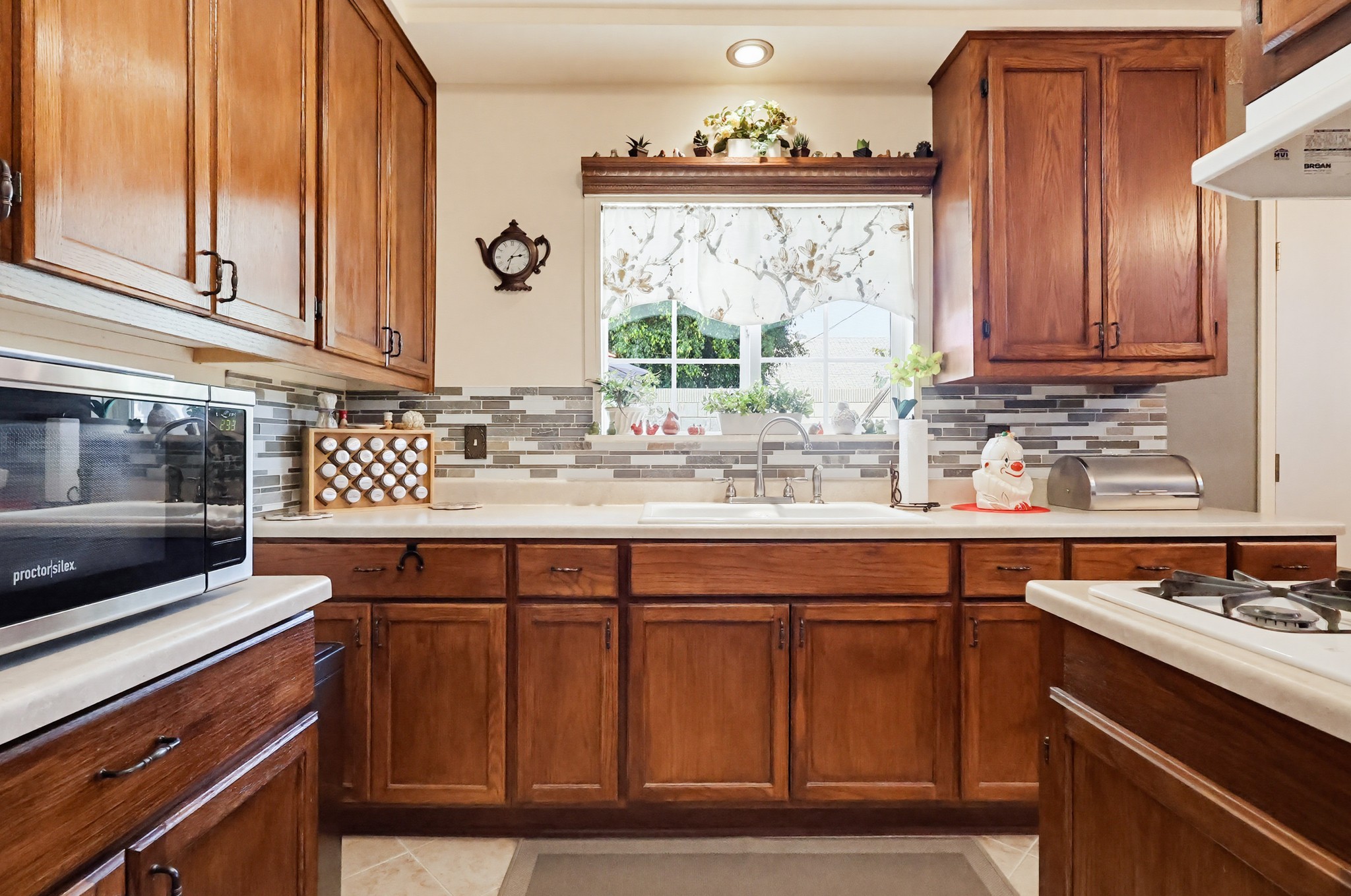 Virtual tour photo 30 of 84 for 928 Lidford Ave