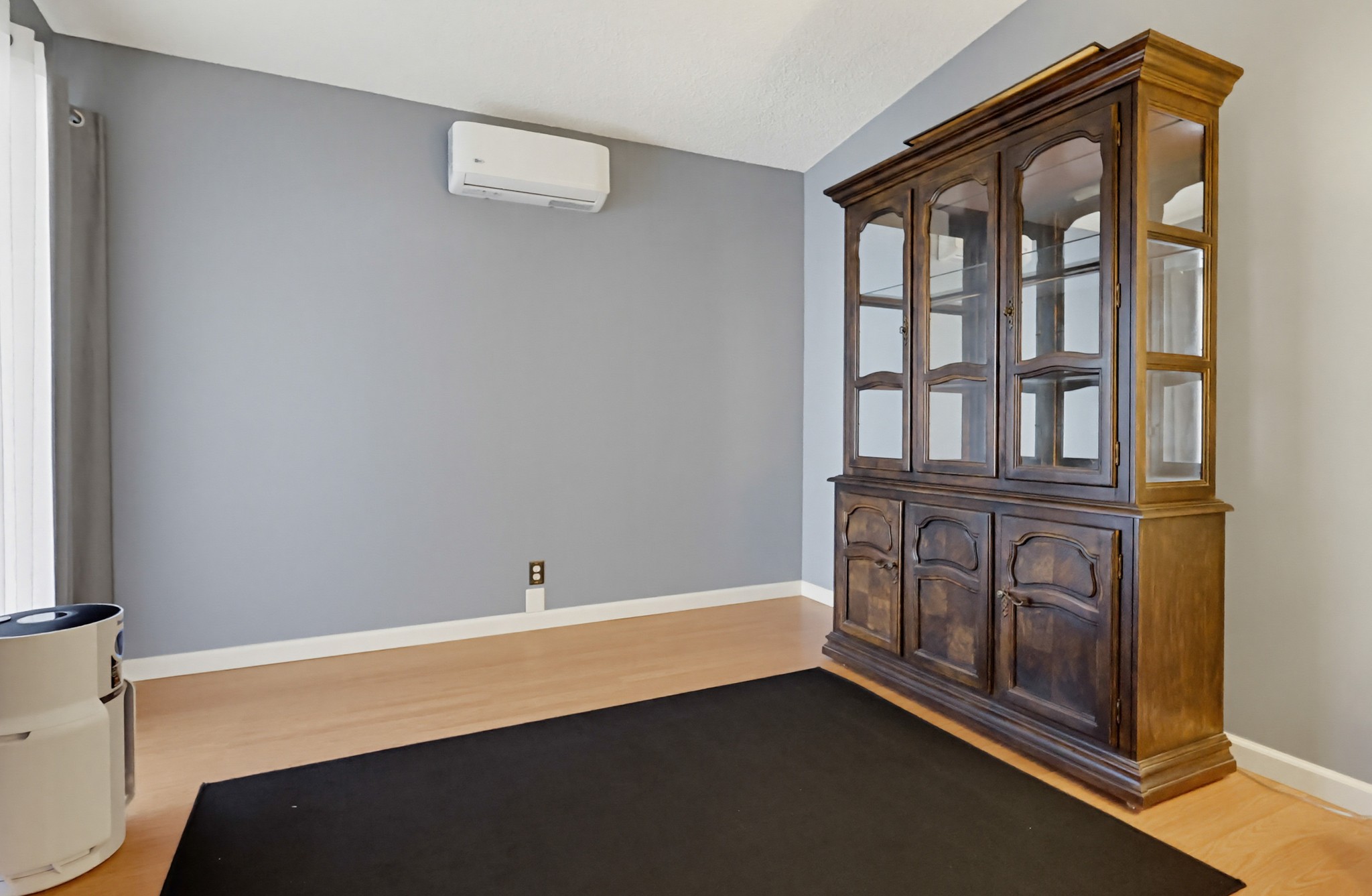 Virtual tour photo 38 of 84 for 928 Lidford Ave