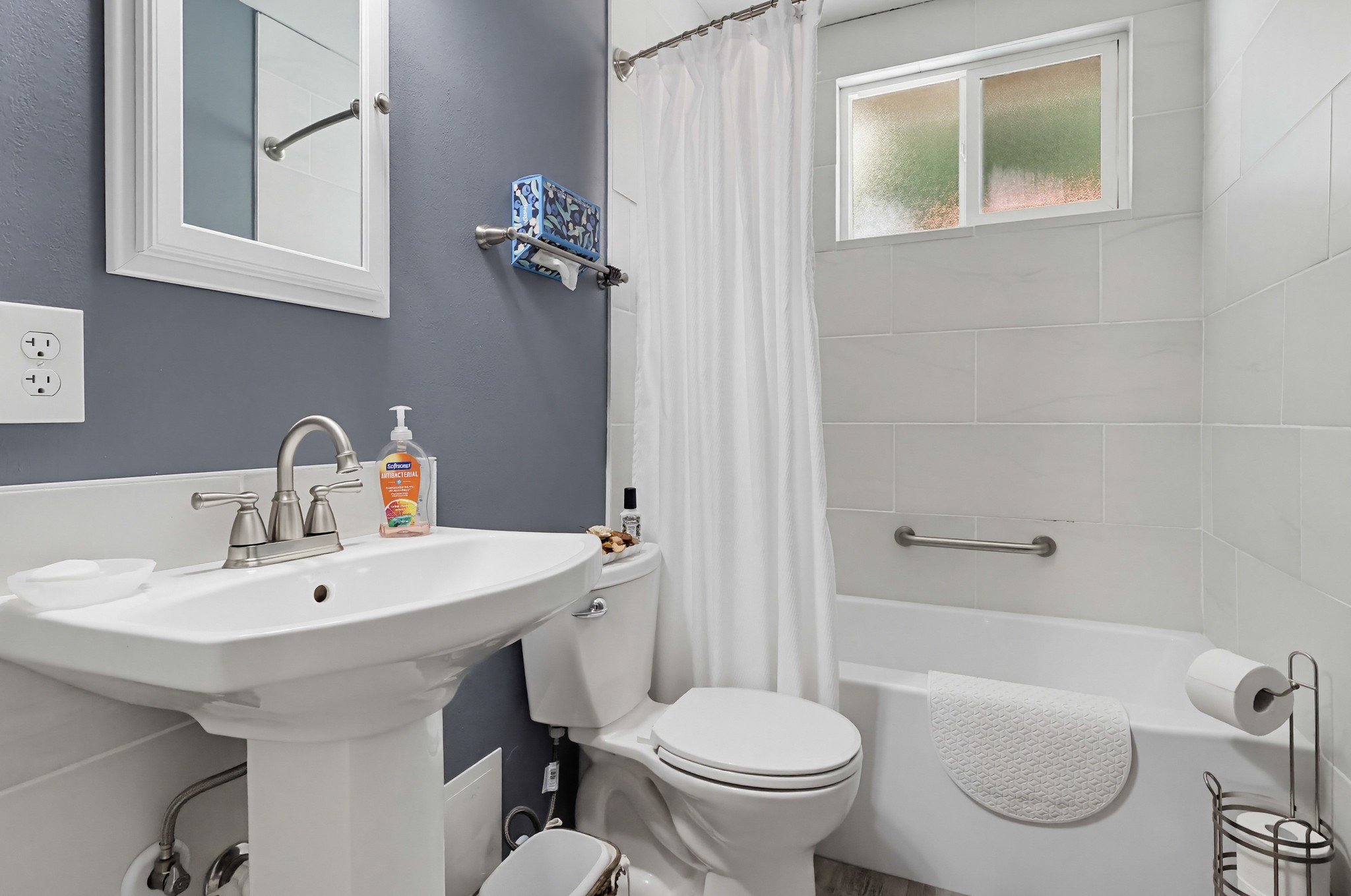 Virtual tour photo 43 of 84 for 928 Lidford Ave