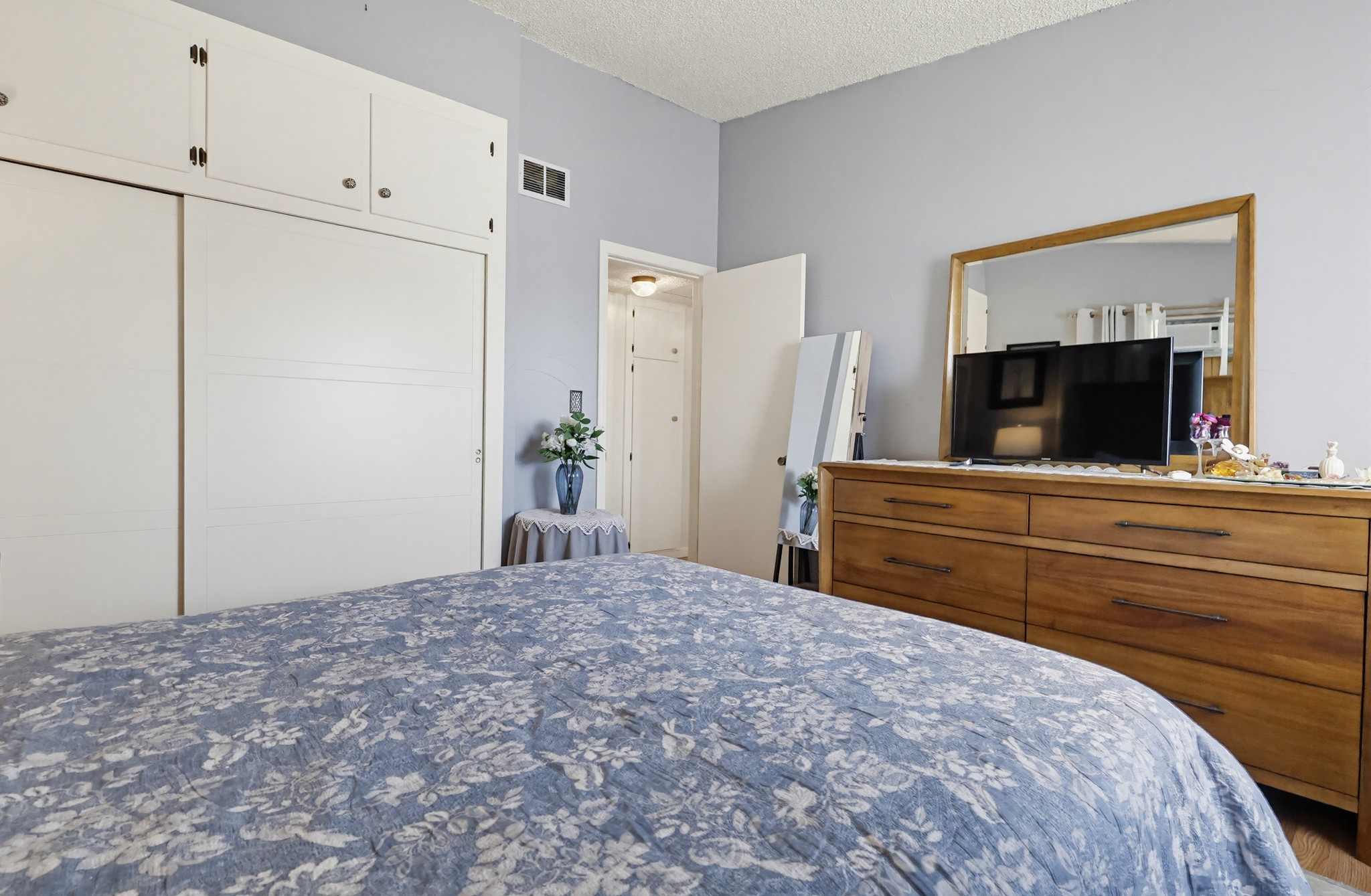 Virtual tour photo 51 of 84 for 928 Lidford Ave