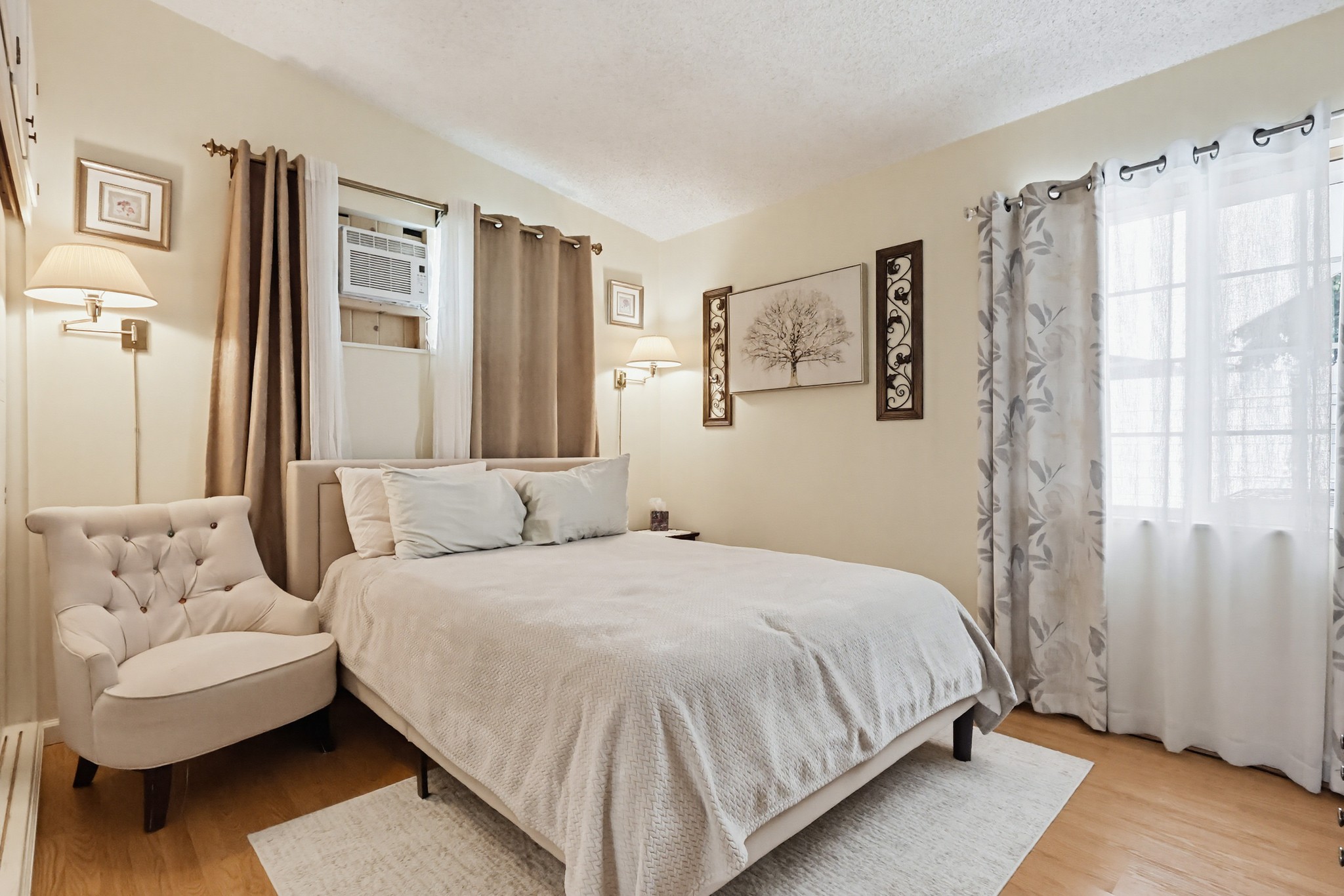 Virtual tour photo 53 of 84 for 928 Lidford Ave