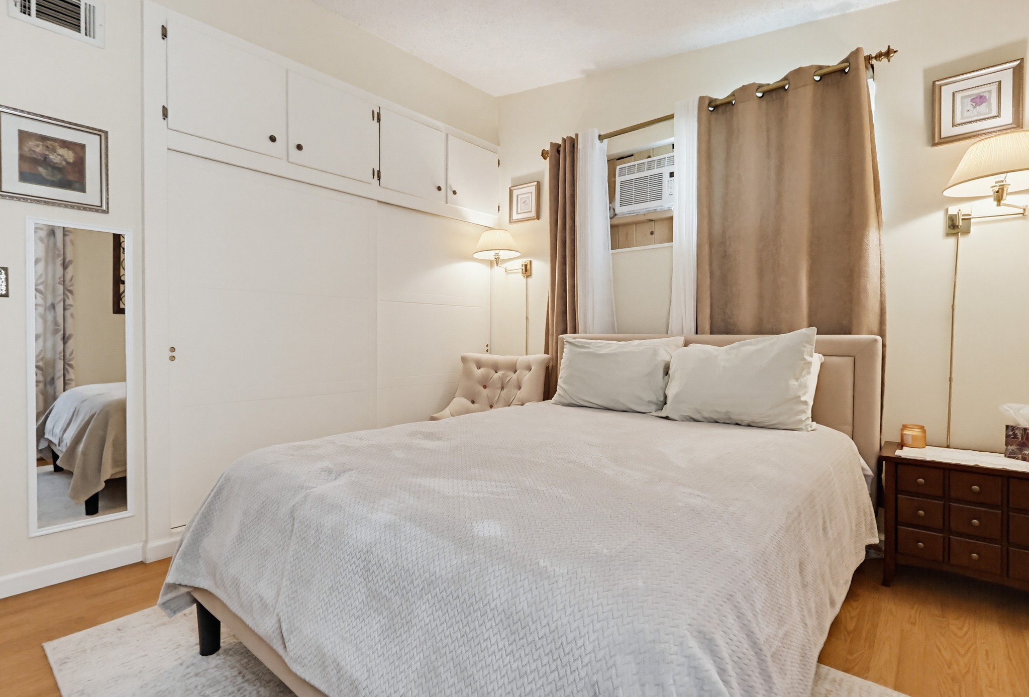 Virtual tour photo 56 of 84 for 928 Lidford Ave