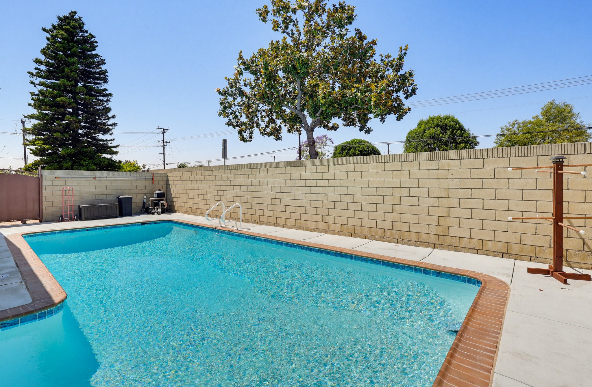 Virtual tour photo 75 of 84 for 928 Lidford Ave