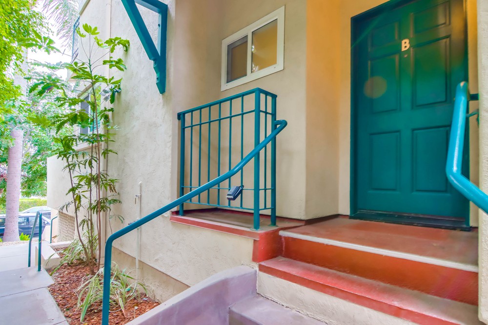 Virtual tour photo 6 of 61 for 928 Sapphire St B