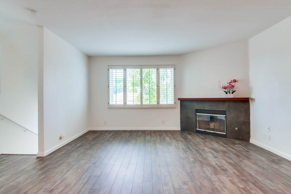 Virtual tour photo 9 of 61 for 928 Sapphire St B