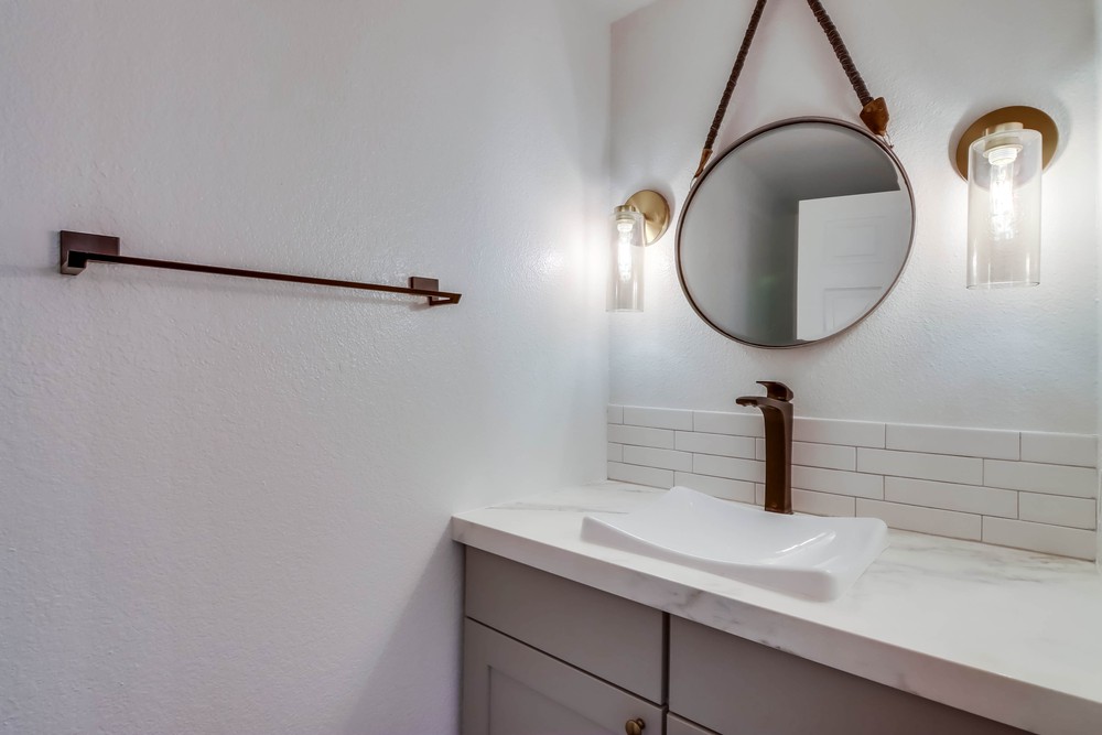 Virtual tour photo 26 of 61 for 928 Sapphire St B