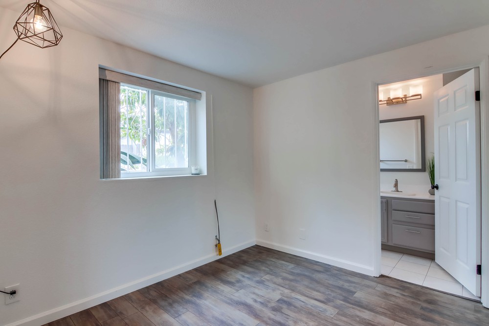 Virtual tour photo 29 of 61 for 928 Sapphire St B