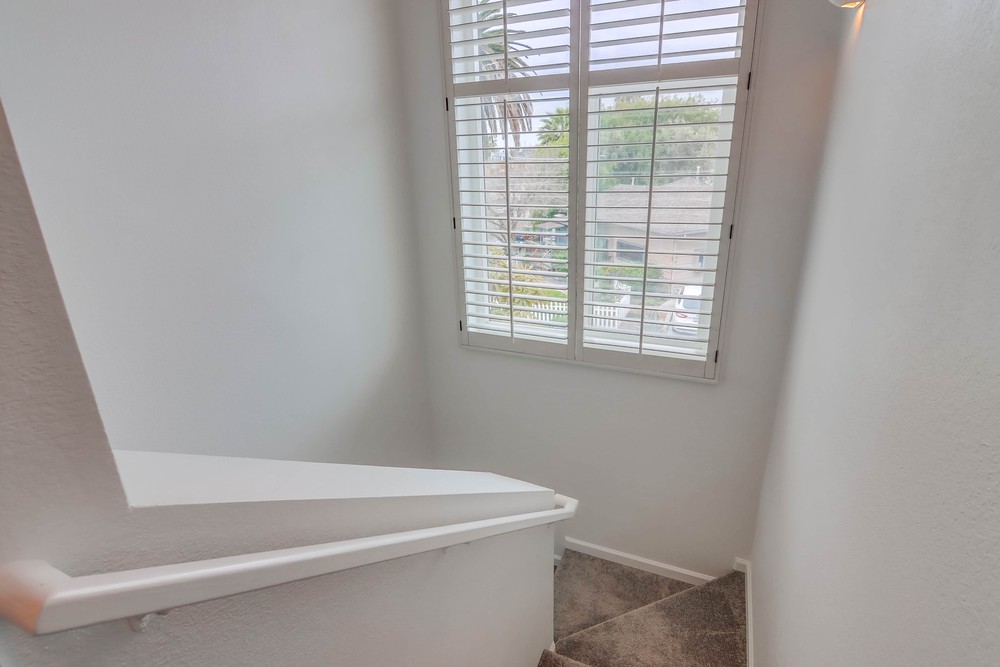 Virtual tour photo 37 of 61 for 928 Sapphire St B