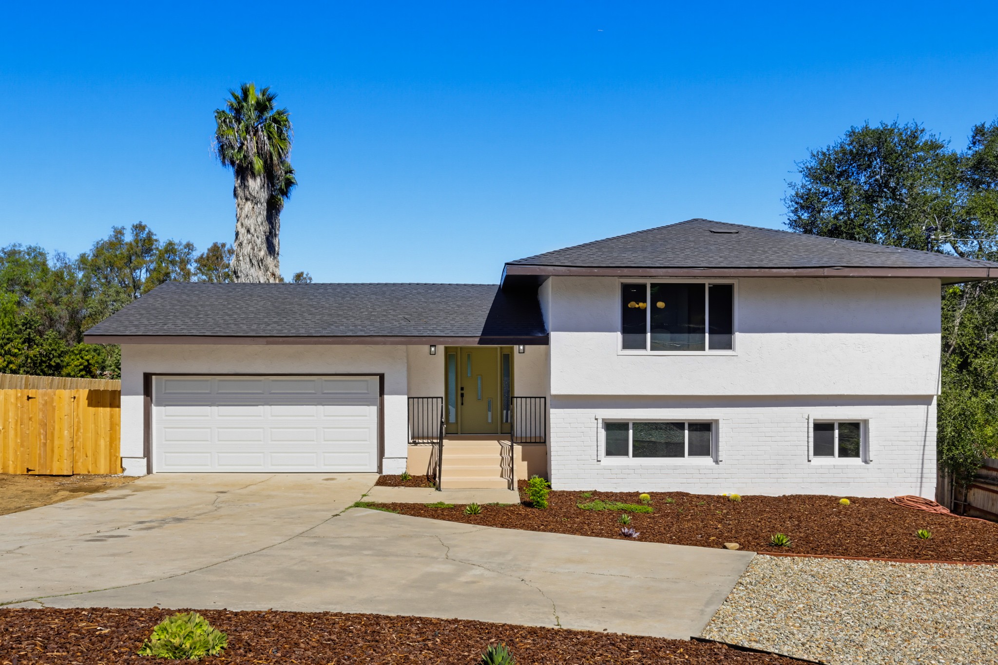 Virtual tour photo 1 of 42 for 930 Miramar Dr