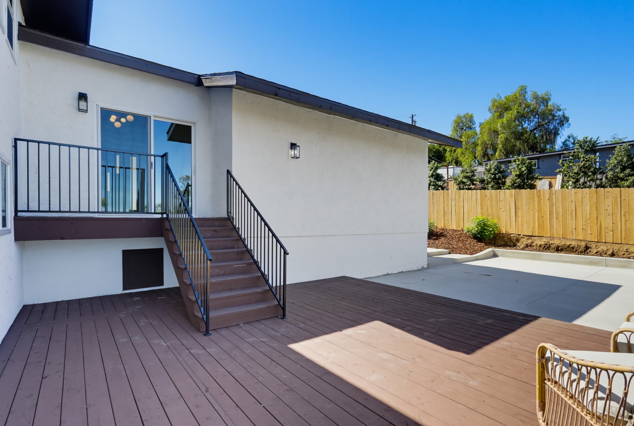 Virtual tour photo 37 of 42 for 930 Miramar Dr