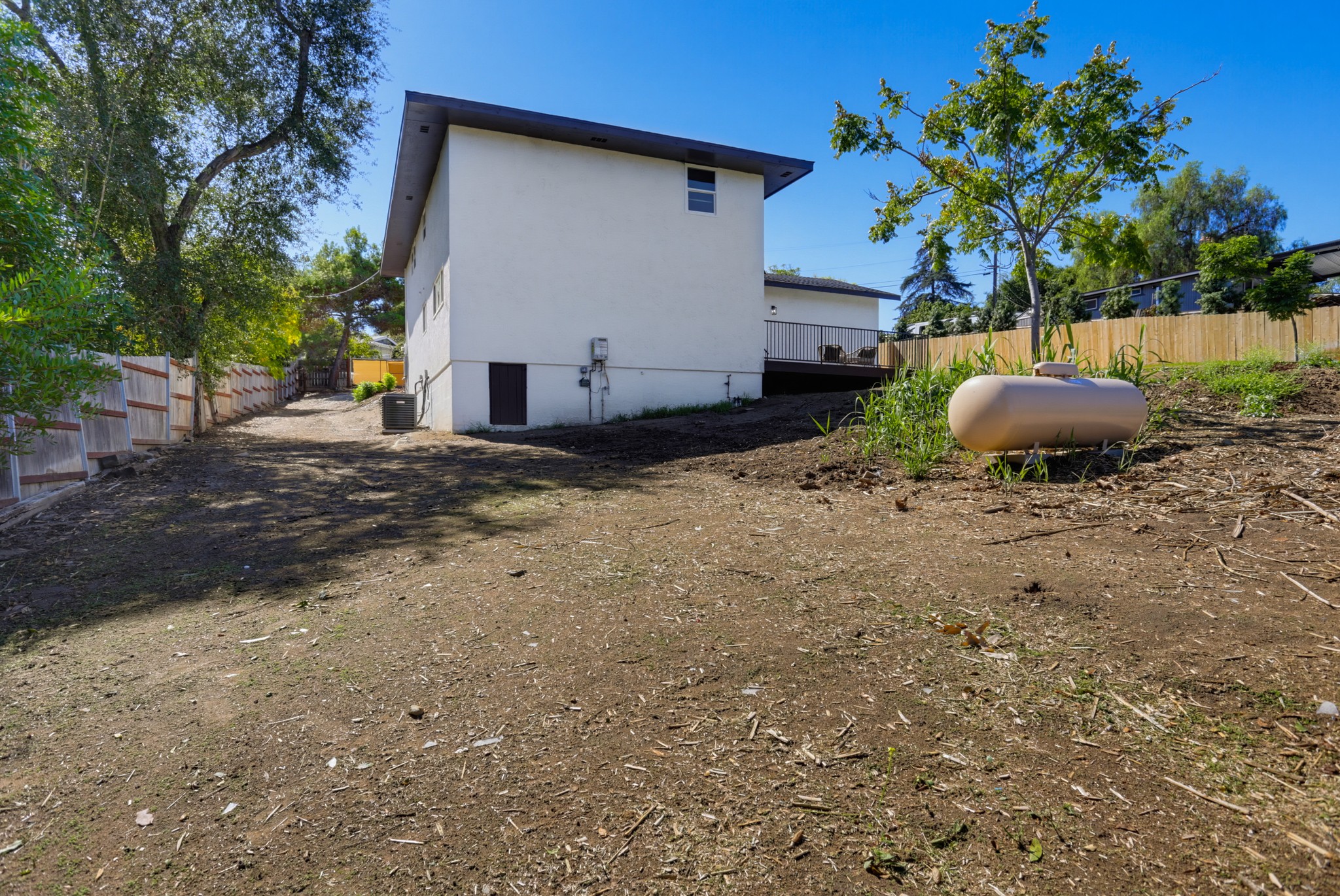 Virtual tour photo 39 of 42 for 930 Miramar Dr