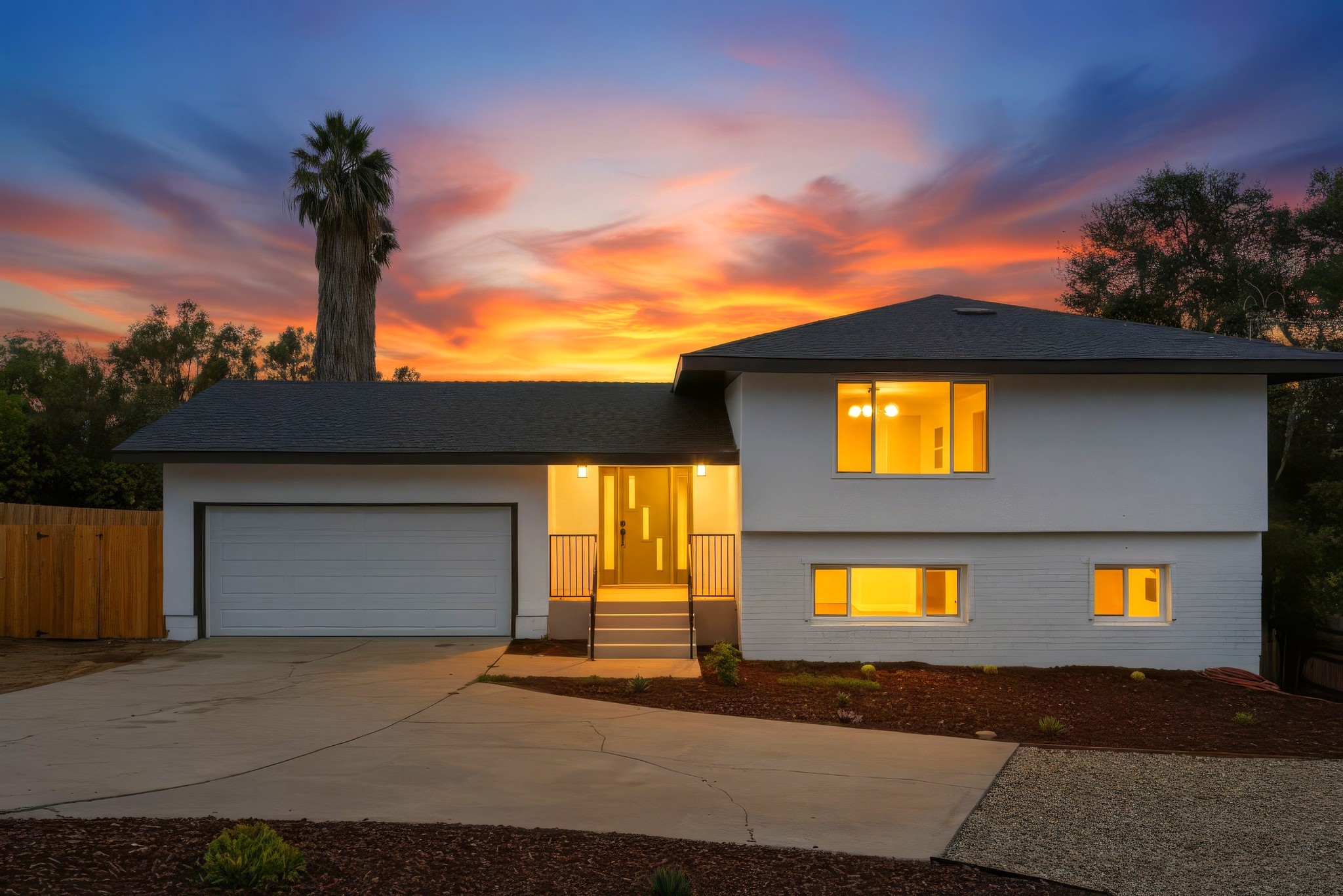 Virtual tour photo 42 of 42 for 930 Miramar Dr