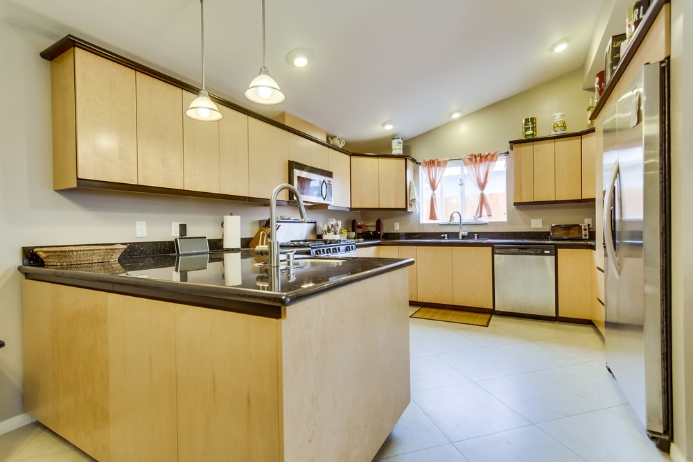 Virtual tour photo 12 of 37 for 9302 Ronda Avenue