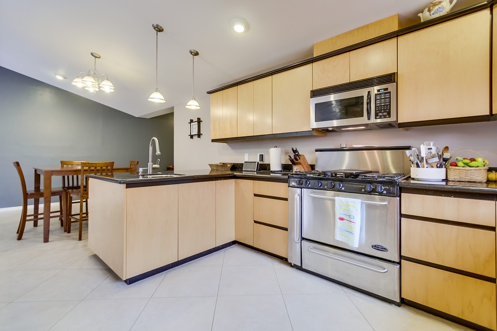 Virtual tour photo 13 of 37 for 9302 Ronda Avenue