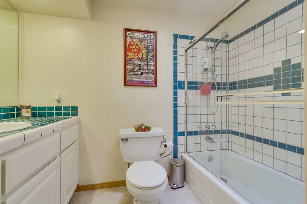 Virtual tour photo 17 of 37 for 9302 Ronda Avenue