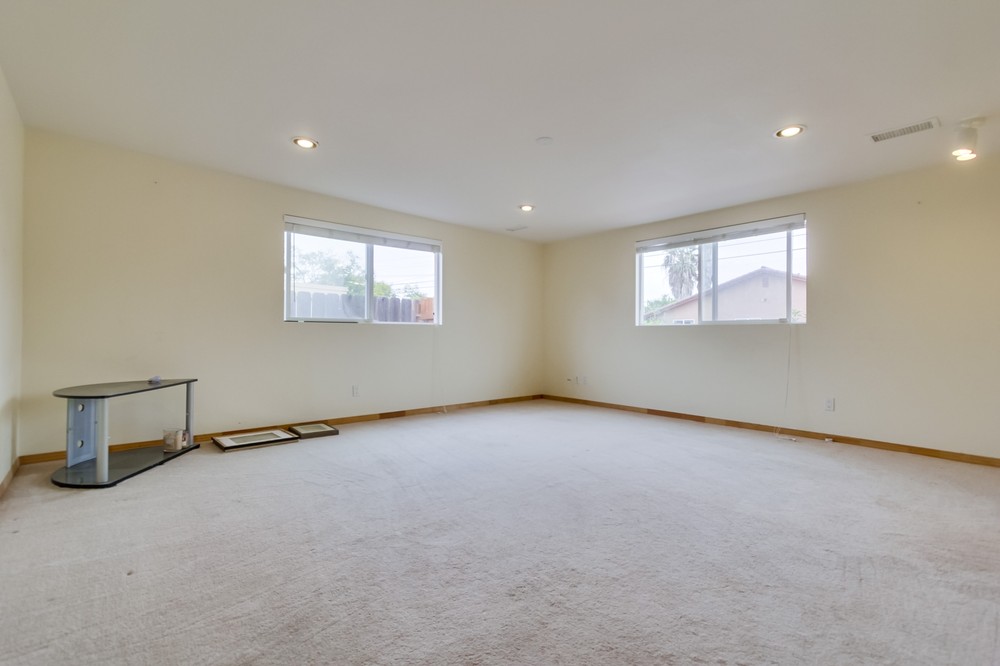 Virtual tour photo 18 of 37 for 9302 Ronda Avenue