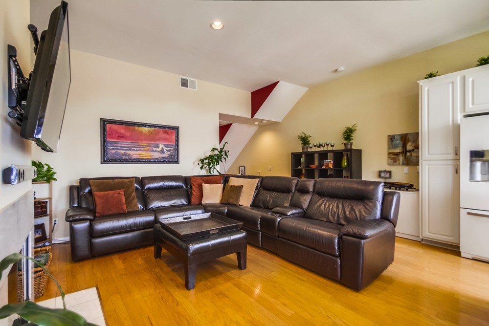 Virtual tour photo 11 of 46 for 934 Agate St