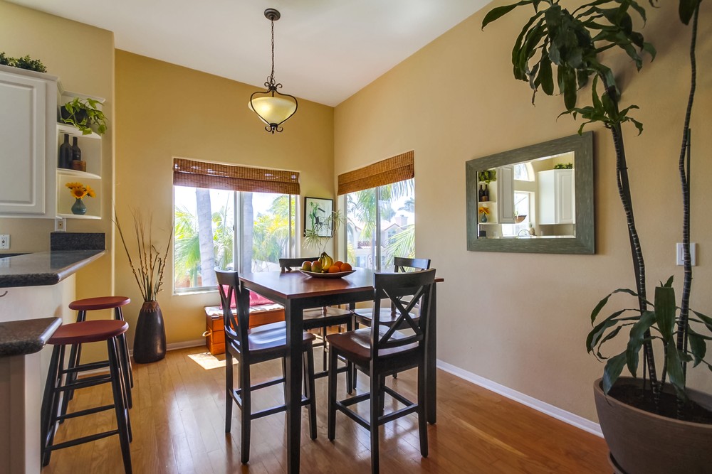 Virtual tour photo 13 of 46 for 934 Agate St