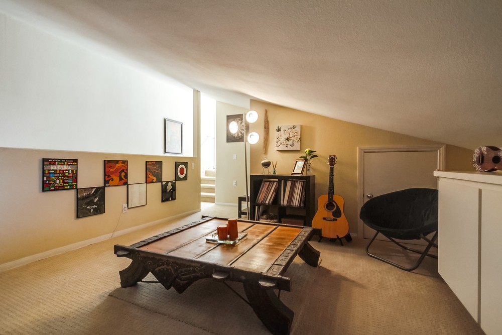 Virtual tour photo 29 of 46 for 934 Agate St