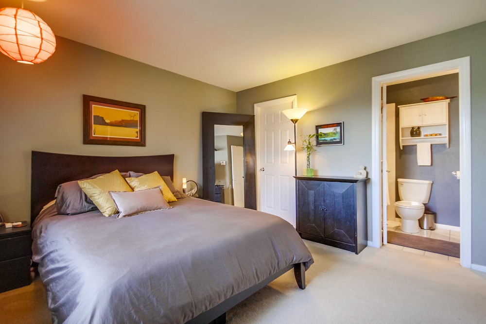 Virtual tour photo 32 of 46 for 934 Agate St