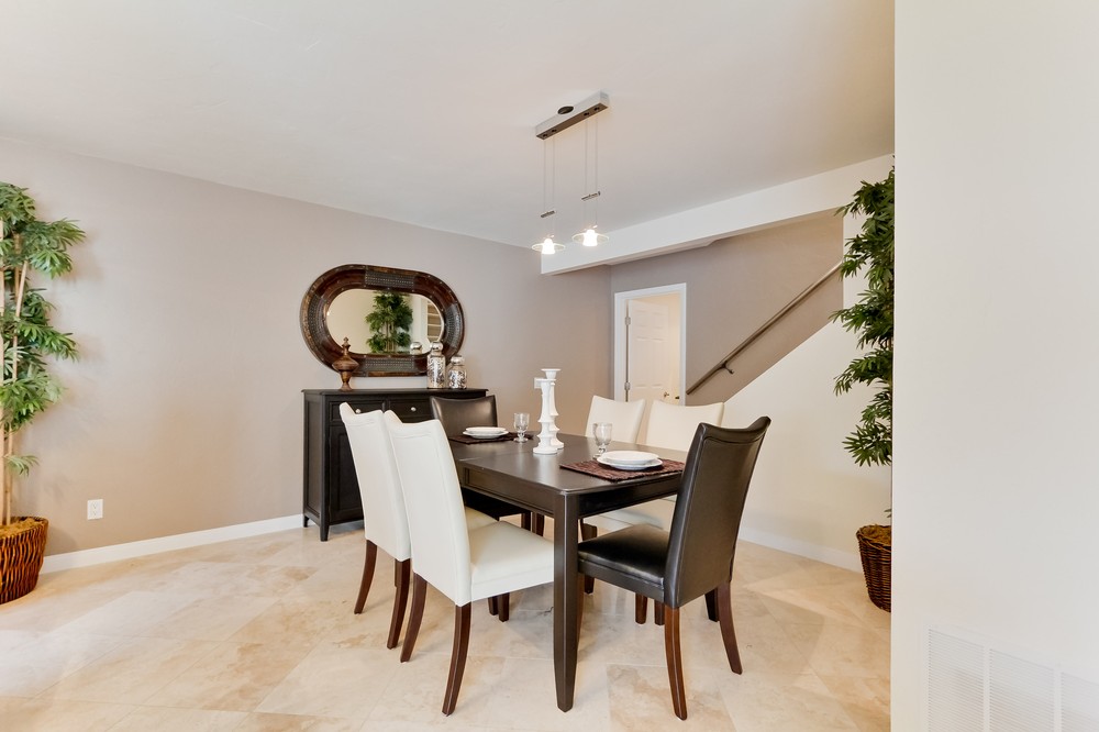Virtual tour photo 11 of 34 for 934 Valley Ave