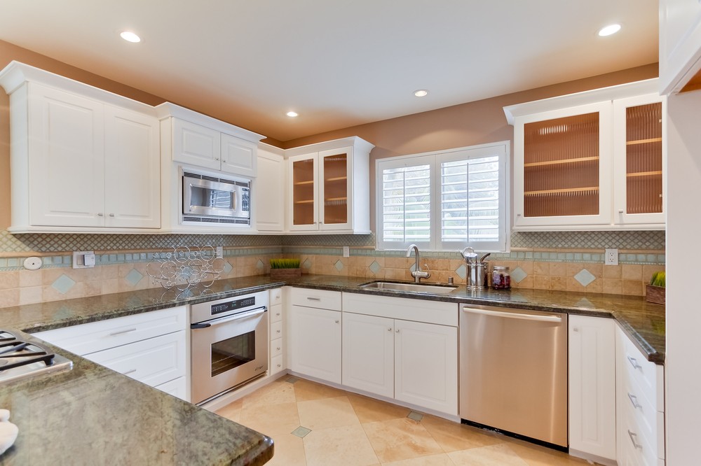 Virtual tour photo 17 of 34 for 934 Valley Ave