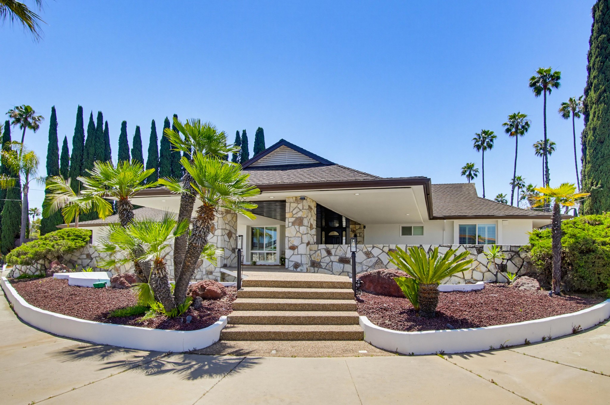 Virtual tour photo 4 of 102 for 9345 Monona Dr