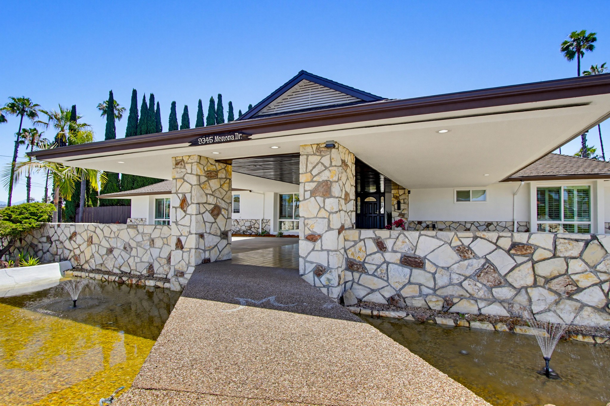 Virtual tour photo 9 of 102 for 9345 Monona Dr