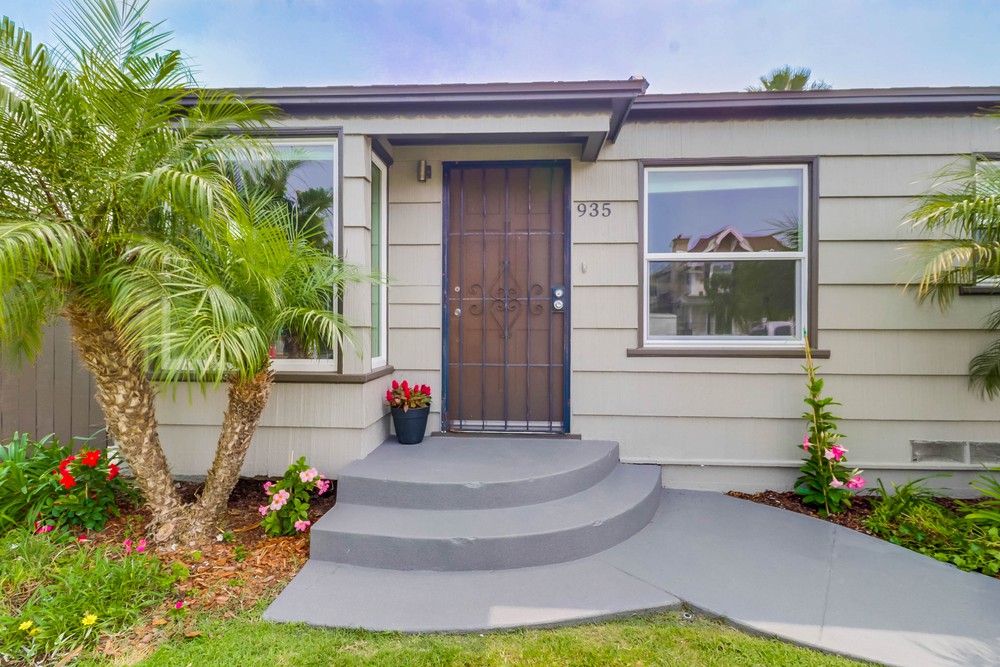 Virtual tour photo 6 of 45 for 935 Opal St