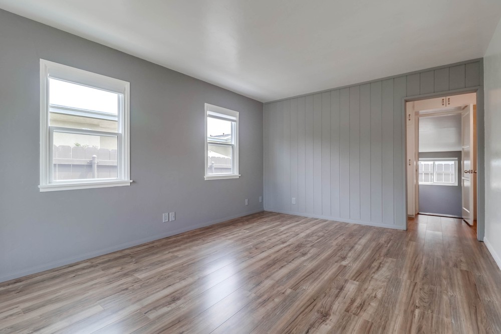 Virtual tour photo 8 of 45 for 935 Opal St
