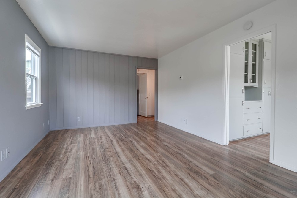 Virtual tour photo 9 of 45 for 935 Opal St
