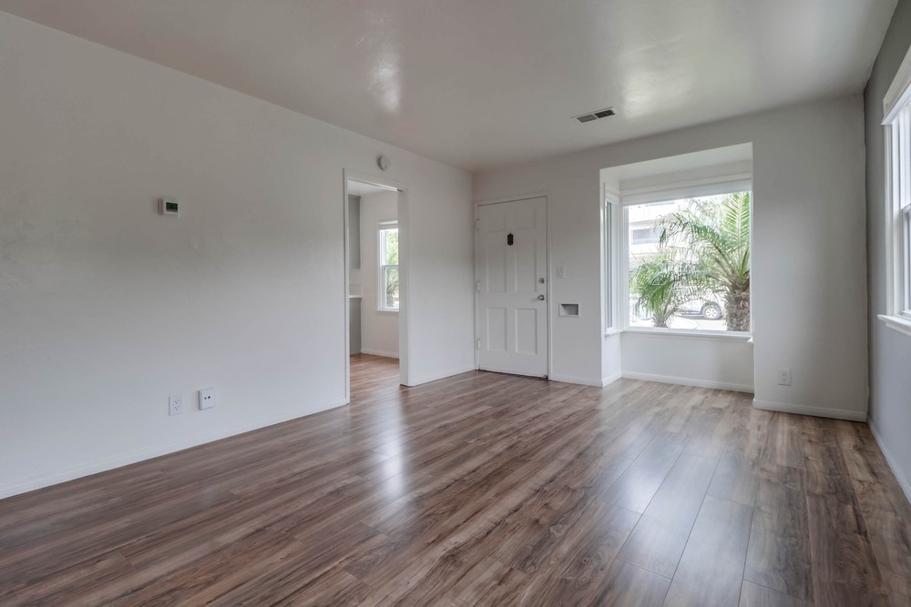 Virtual tour photo 11 of 45 for 935 Opal St