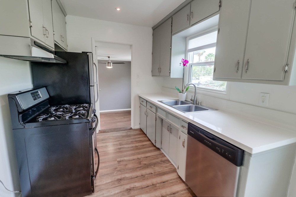 Virtual tour photo 16 of 45 for 935 Opal St