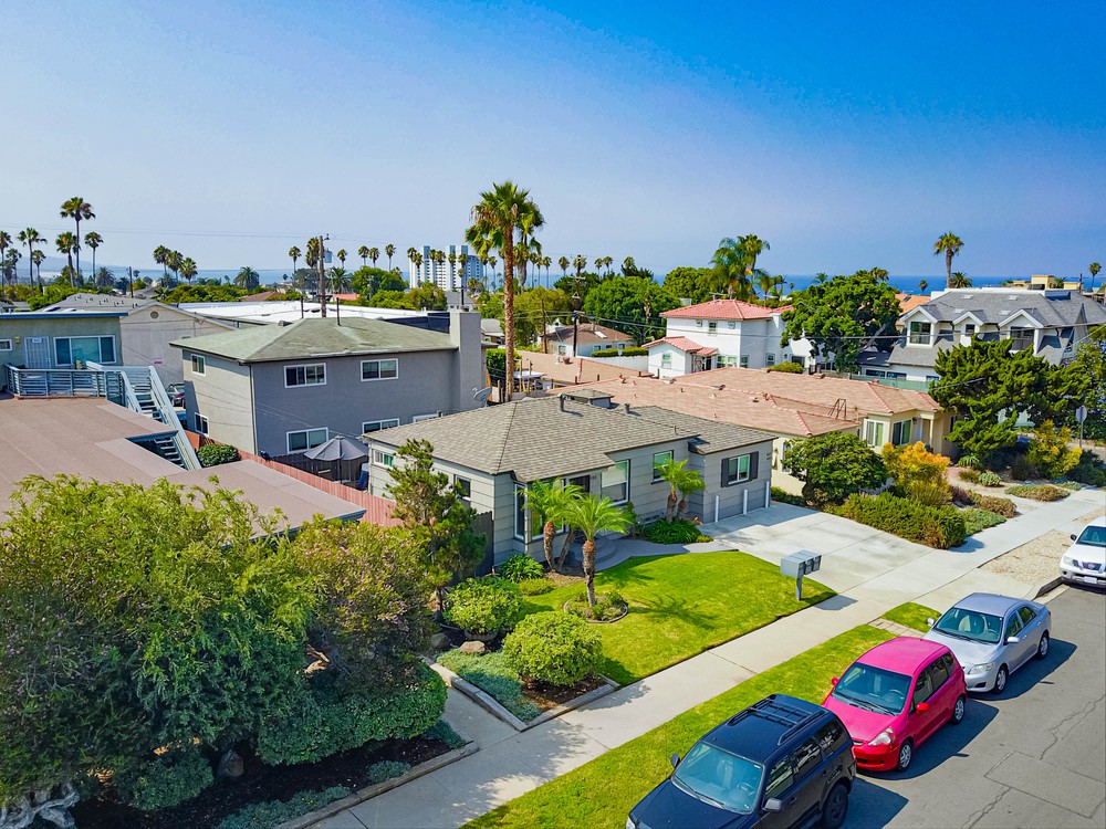 Virtual tour photo 30 of 33 for 935 Opal St