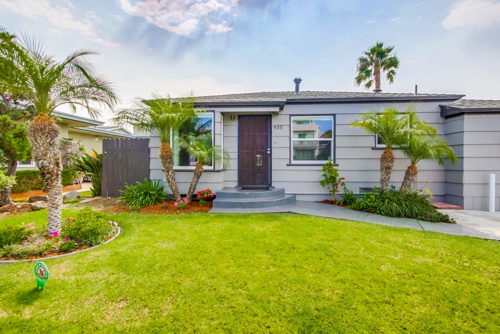 Virtual tour photo 1 of 41 for 935 Opal St