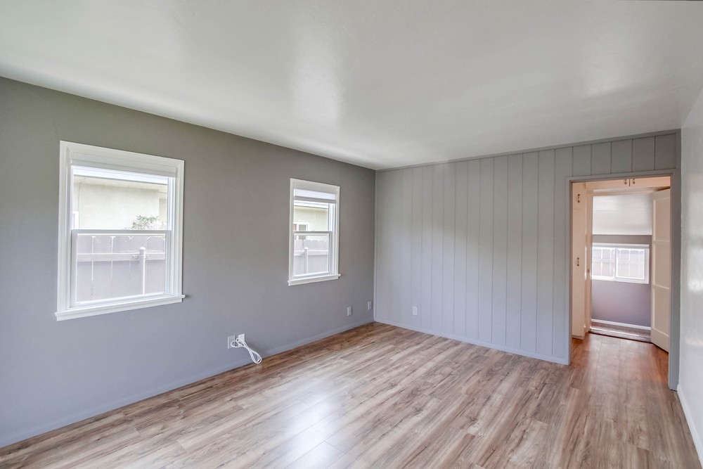 Virtual tour photo 7 of 41 for 935 Opal St