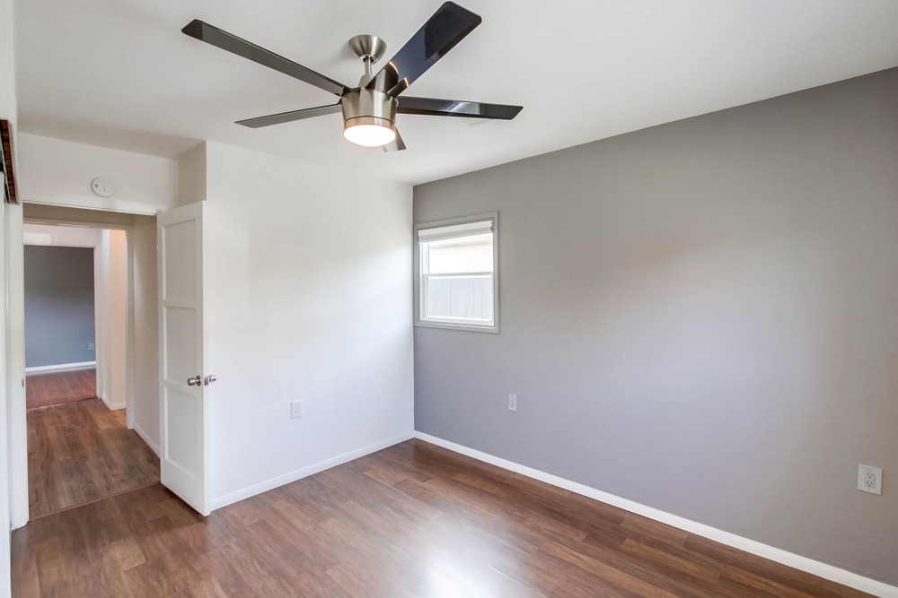 Virtual tour photo 14 of 41 for 935 Opal St