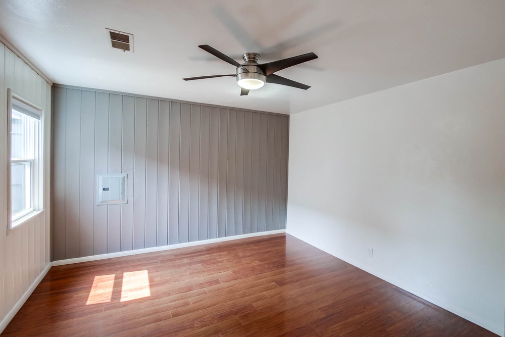 Virtual tour photo 23 of 41 for 935 Opal St