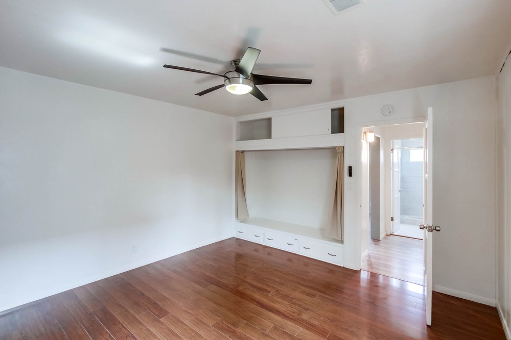 Virtual tour photo 25 of 41 for 935 Opal St