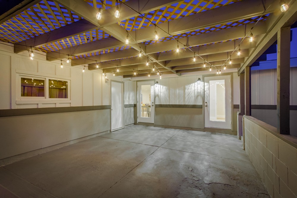 Virtual tour photo 9 of 61 for 9355 Fermi Ave