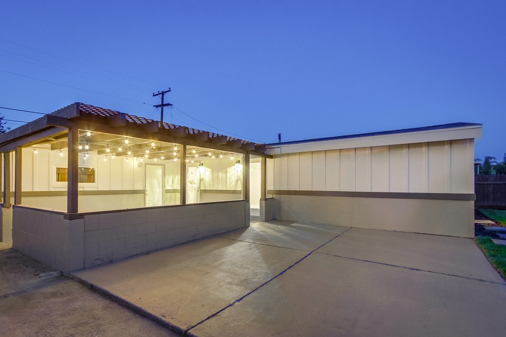 Virtual tour photo 12 of 61 for 9355 Fermi Ave