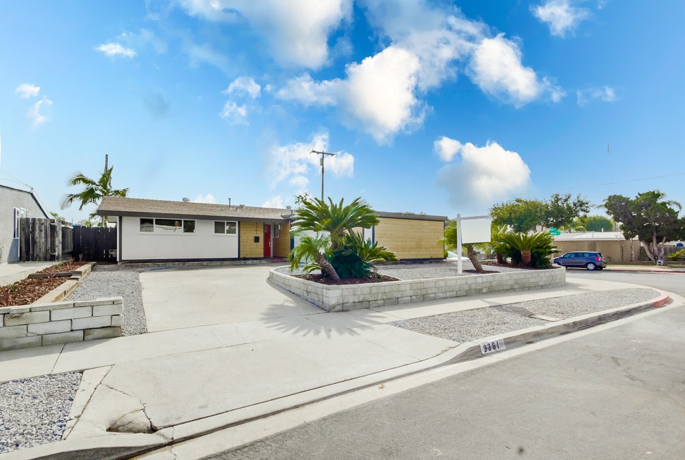 Virtual tour photo 3 of 44 for 9361 Wagner Ave