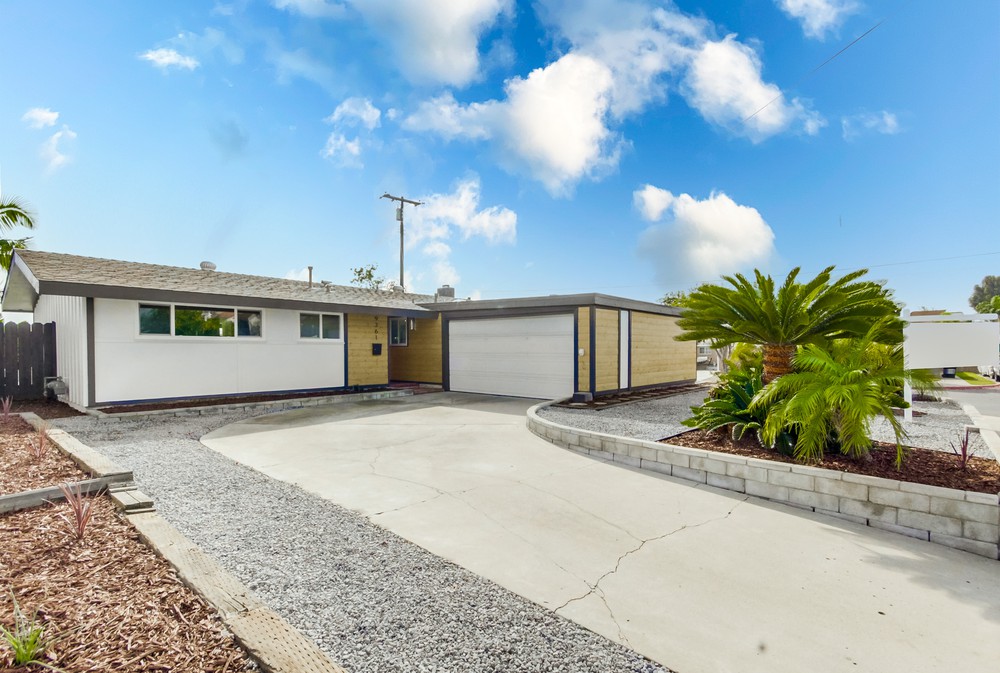 Virtual tour photo 5 of 44 for 9361 Wagner Ave