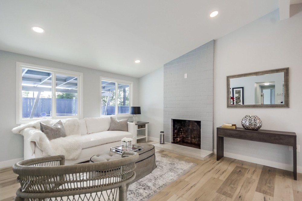 Virtual tour photo 11 of 44 for 9361 Wagner Ave